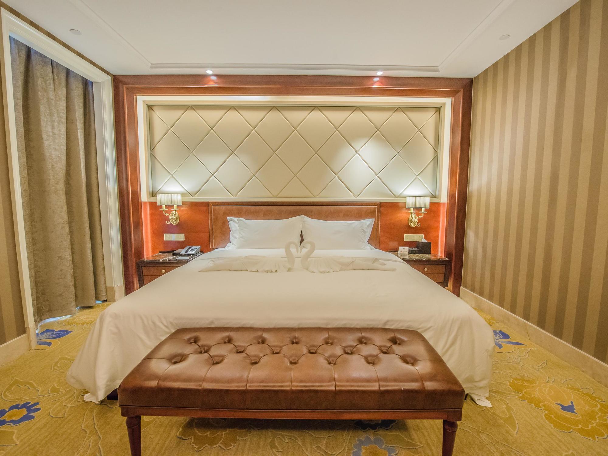 Chengdu Jin Yun Hotel Екстериор снимка