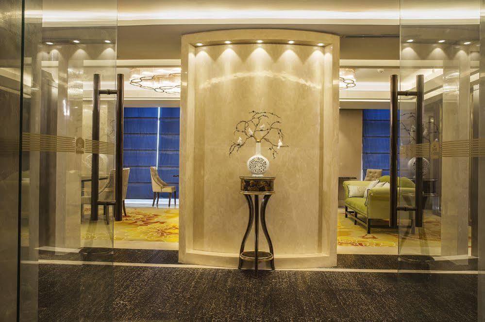 Chengdu Jin Yun Hotel Екстериор снимка